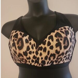 Victoria's Secret: Sports Bra